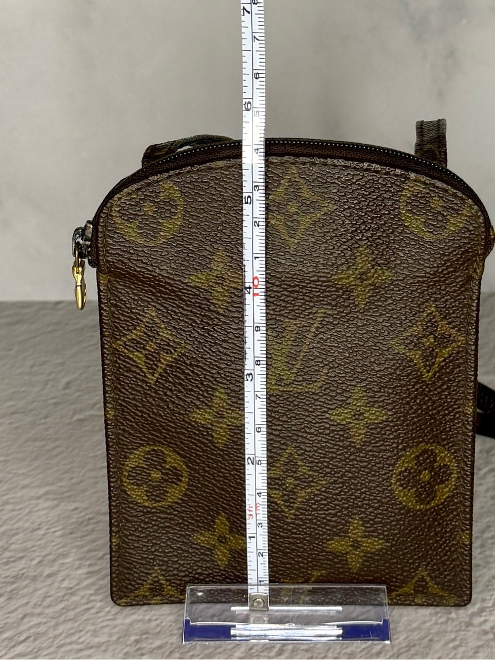 Louis Vuitton Monogram Pochette Secret Vintage Mini Crossbody Pouch Bag - Picture 11 of 15